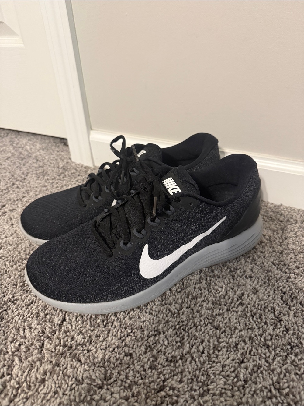 Nike Men’s Lunarglide - Size 9.5